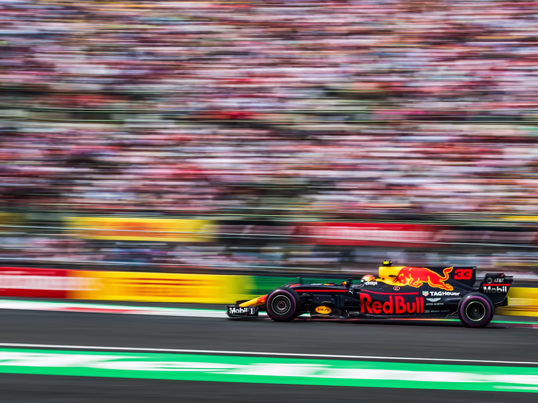 Era 2011-2025 - Pirelli in Formula 1 - Max Verstappen su Red Bull Racing RB13 TAG Heuer - GP 500